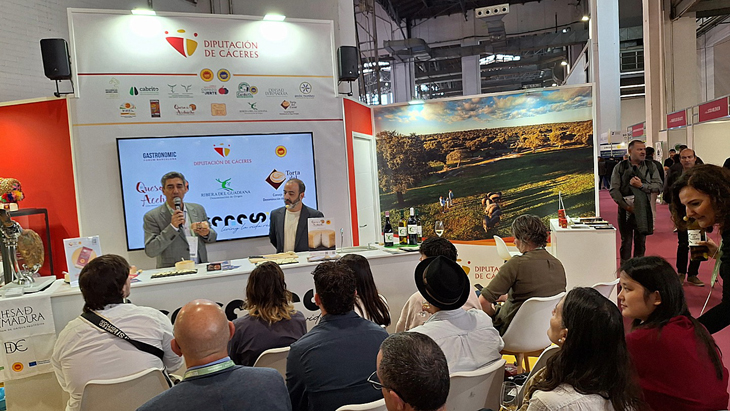 1-torta-casar-gastronomic-forum